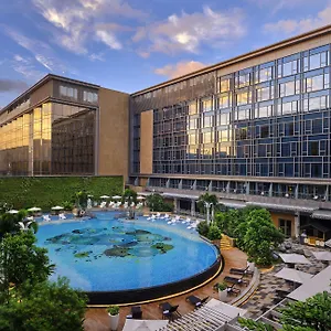 Hilton Manila Отель