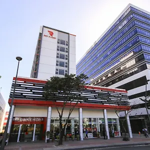 Red Planet Manila Aseana Отель
